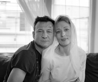 Robert Więckiewicz i Magdalena Popławska w filmie "Król życia" - fot. Jan Holoubek