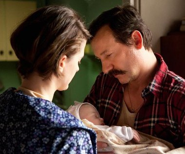 Robert Więckiewicz w filmie "Wałęsa. Człowiek z nadziei" - fot. Marcin Makowski