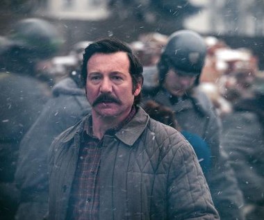 Robert Więckiewicz w filmie "Wałęsa. Człowiek z nadziei" - fot. Marcin Makowski