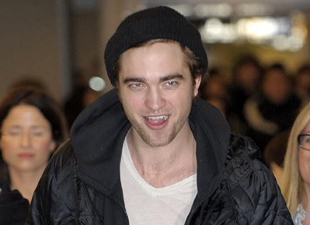 Roberta Pattinsona wydalono ze szkoły za złe zachowanie /AFP