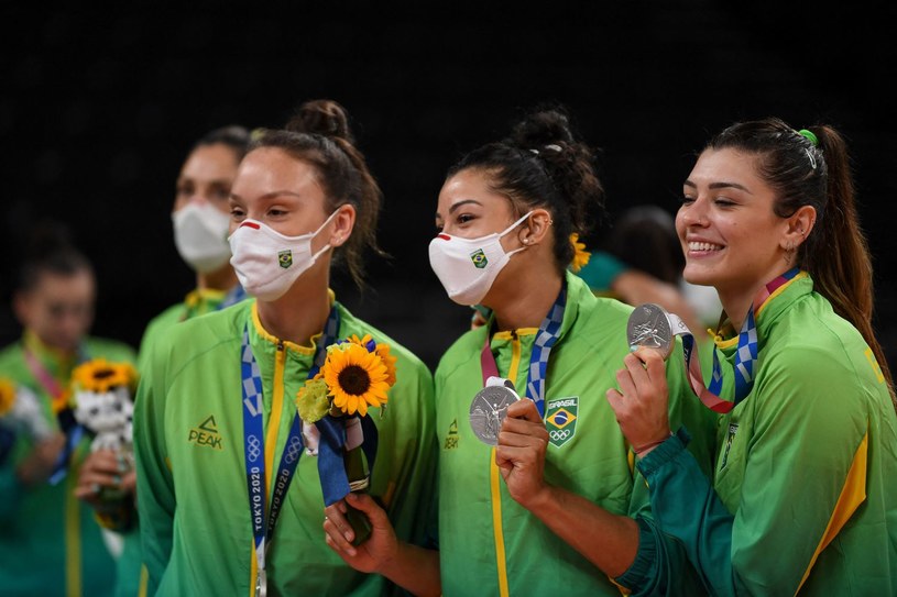 Roberta Ratzke zdobyła z reprezentacją Brazylii wicemistrzostwo olimpijskie /Yuri Cortez /AFP