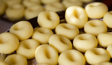 Robię kluski śląskie tylko w ten sposób. Są jędrne i nigdy się nie rozpadają