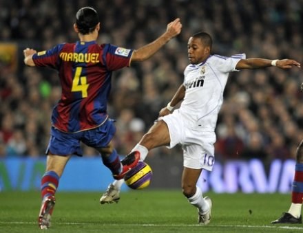 Robinho do tej pory występował na Camp Nou jako największy rywal Barcy /AFP