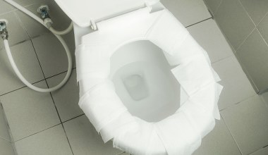 Robisz to z papierem toaletowym? Prosisz się o poważne problemy