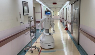 Robo-pielęgniarka Nurabot już w szpitalu. To sposób na kryzys