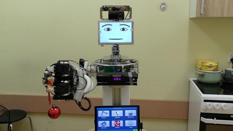 Robot-przyjaciel osoby chorej na Alzheimera /Klinika Neurologii Uniwersytetu Medycznego w Lublinie /