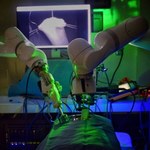 Robot wykonał pierwszy autonomiczny zabieg laparoskopowy i ... jest lepszy niż chirurg