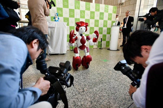 Robot zaprezentowany w Tokio /FRANCK ROBICHON /PAP/EPA