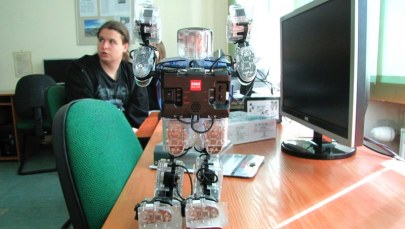 Roboty zamiast czatowania. Taka lekcja informatyki tylko w Szczecinie