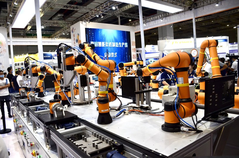 Robotyka to jedna z wielu dziedzin w której Chiny rywalizują z USA /Stringer / Imaginechina via AFP /AFP