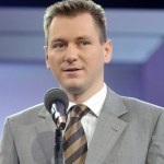 Roczna odprawa dla Farfała?