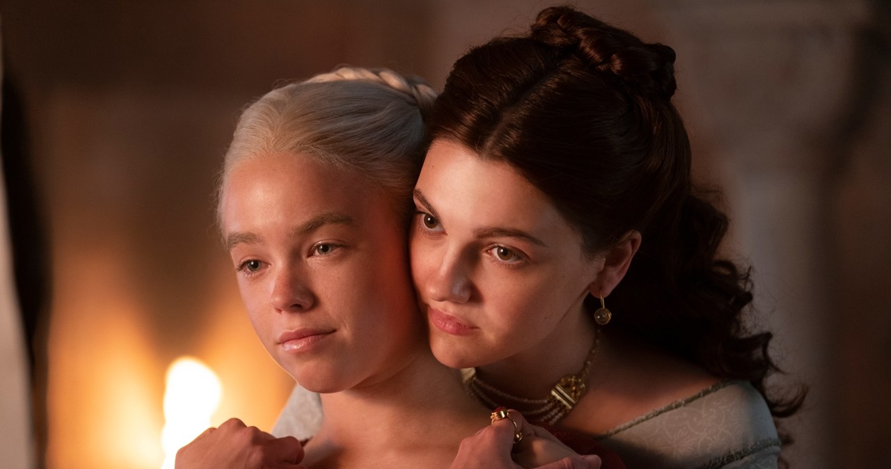 "Ród smoka": Rhaenyra (Milly Alcock) i Alicent (Emily Carey) /HBO