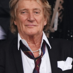 Rod Stewart nagle odwołał koncerty. Z muzykiem nie jest dobrze
