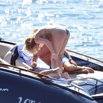 Rod Stewart z żoną na wakacjach. Wyglądali na zrelaksowanych