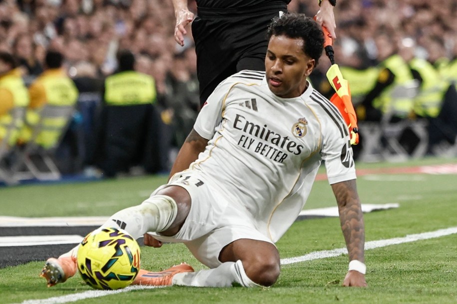 Rodrygo z Realu Madryt zerwał więzadło krzyżowe i łąkotkę /EPA/SERGIO PEREZ /PAP