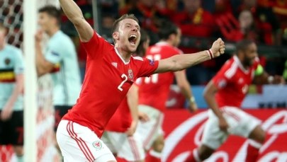 Rodzice walijskiego piłkarza wolą jechać na półfinał Euro niż na ślub jego brata