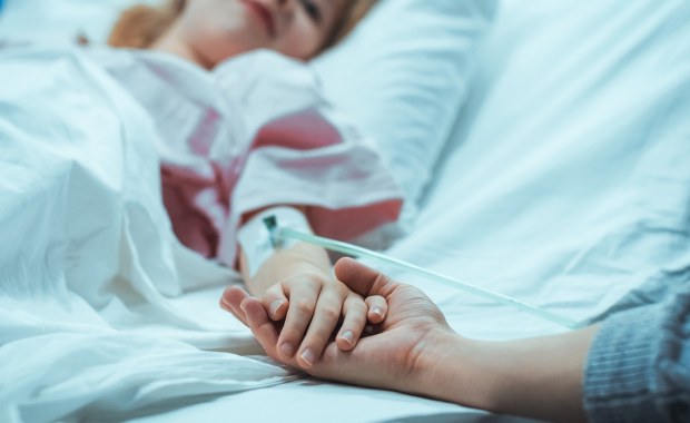 Rodzice z dziećmi na OIOM-ach. Jest 9 postępowań w sprawie szpitali