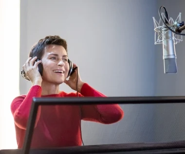 "Rodzina Addamsów": Grochowska, Stenka i Kożuchowska w polskiej wersji językowej