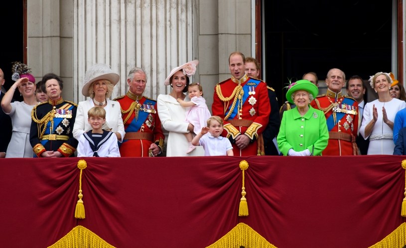 Rodzina królewska "jest zachwycona" pojawieniem się córki Zary i jej męża /Ben A. Pruchnie /Getty Images