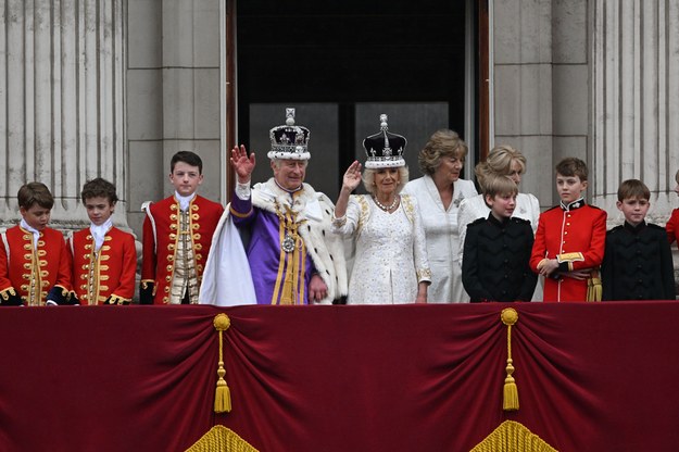 Rodzina królewska na balkonie Pałacu Buckingham /NEIL HALL /PAP/EPA