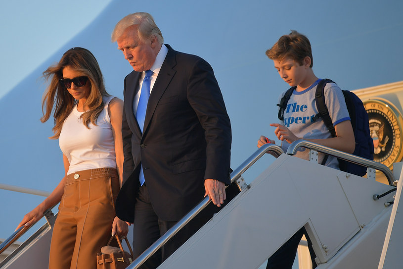 Rodzina Trumpów: Melania, Donald i Barron /AFP