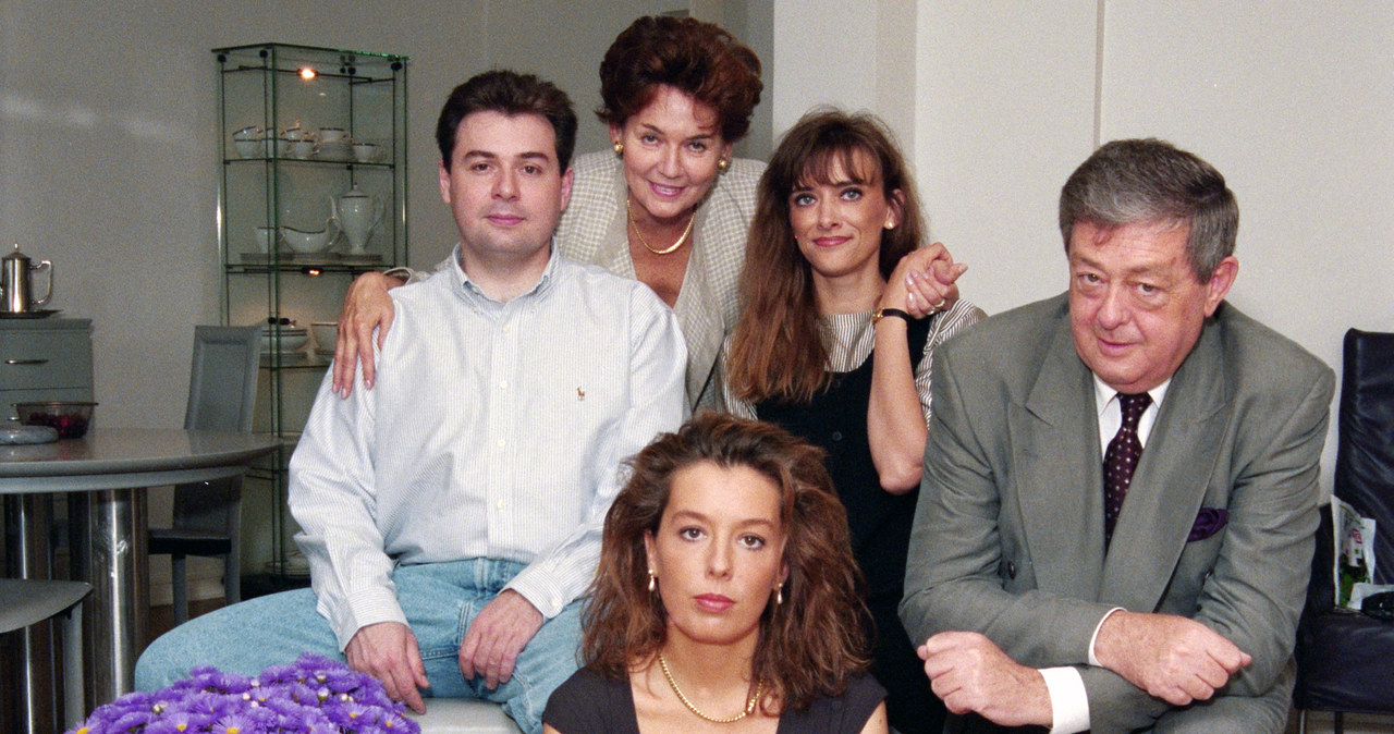 Rodzina Walterów: Piotr, Bożena, Sandra, Anna, Mariusz 1995 r. /Marek Szymański /Agencja FORUM