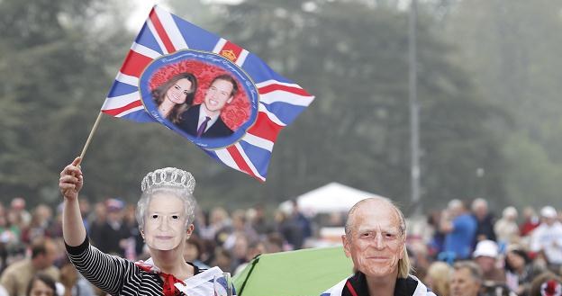 Rodzina Windsorów jest jak odpowiednik australijskich kangurów czy chińskich pand /AFP