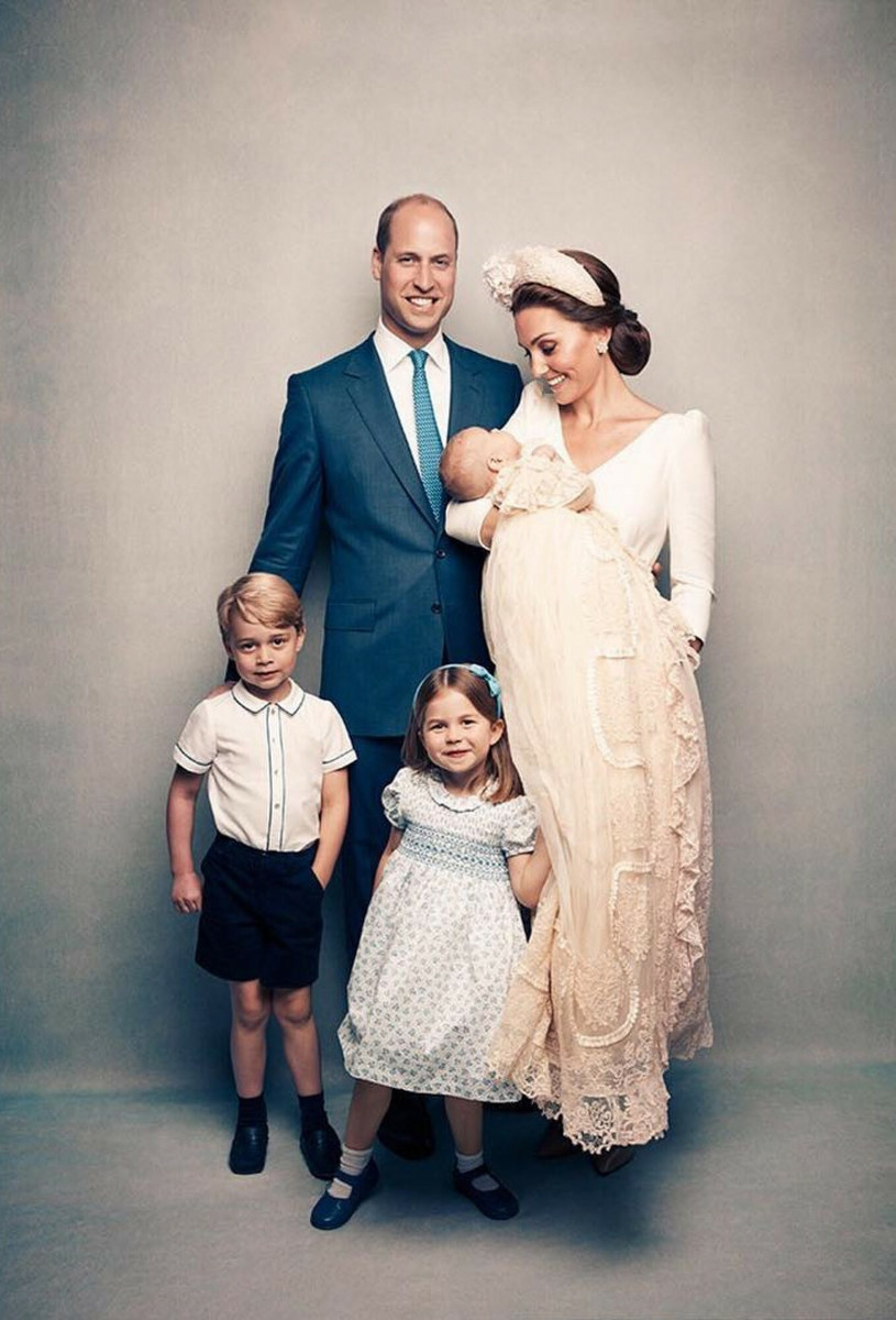 Rodzinne zdjęcie z chrztu księcia Louisa /Matt Holyoak / Instagram / BEEM/ /East News