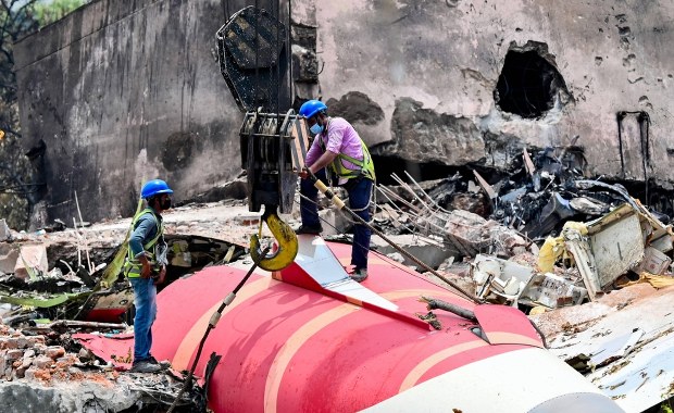Rodziny ofiar katastrofy samolotu Air India pozywają Boeinga