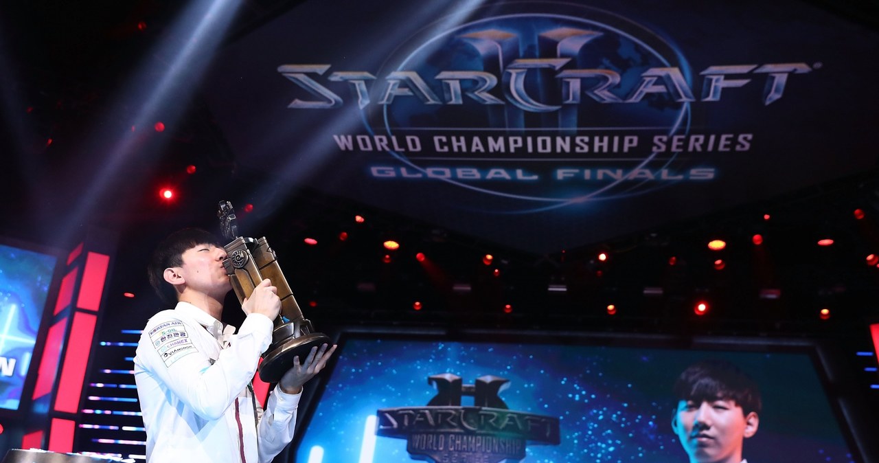 Rogue zwycięzcą StarCraft World Championship Global Finals podczas BlizzCon 2017 /AFP