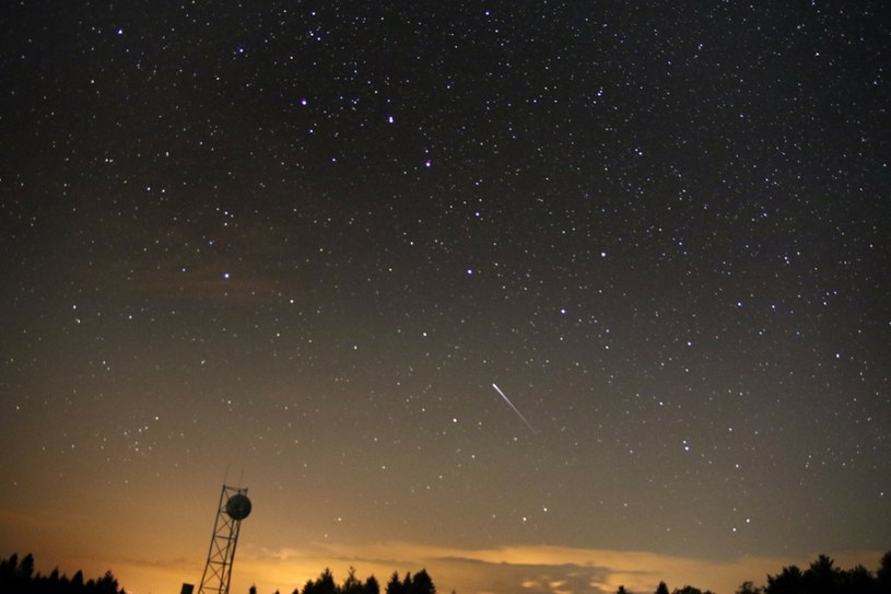 Rój meteorów na niebie. Będzie je widać z Polski