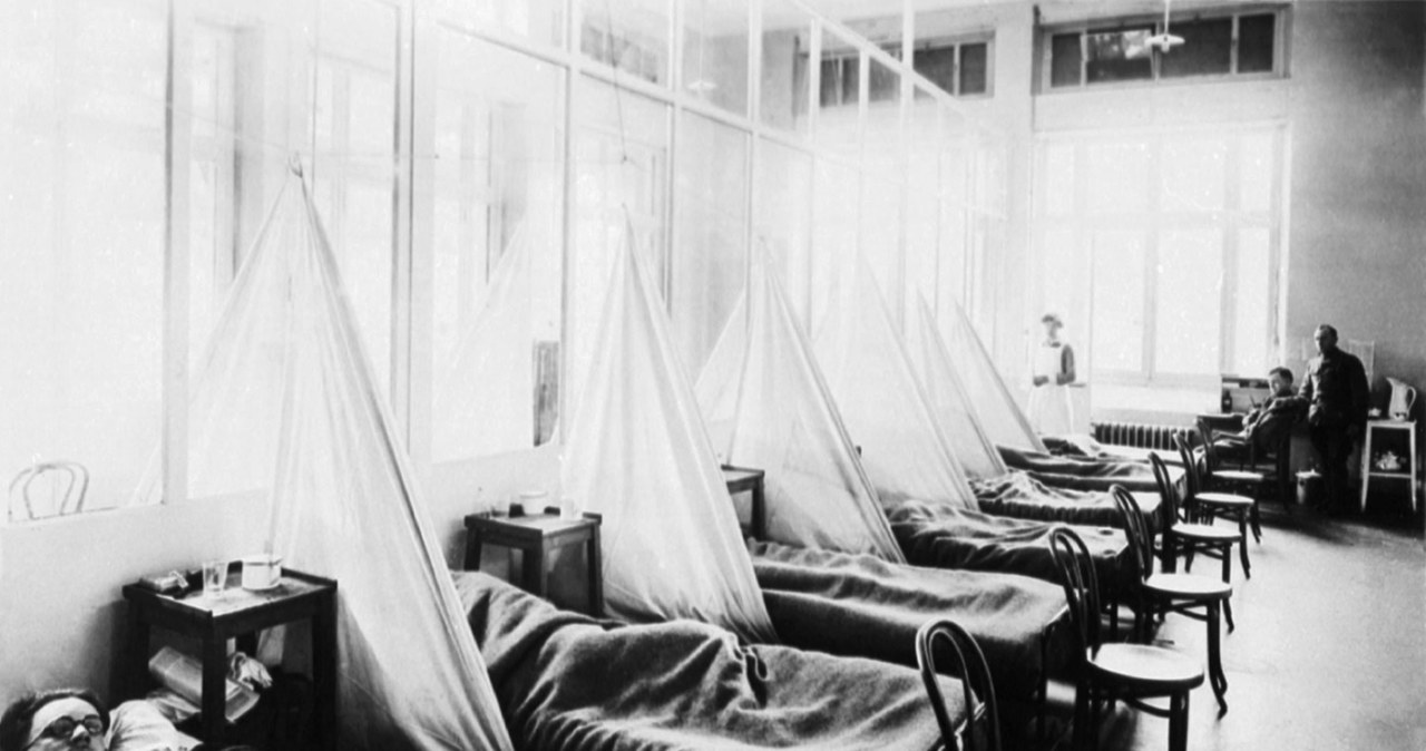 Rok 1918, amerykański szpital polowy, zdjęcie żołnierzy chorych na grypę /Wikipedia