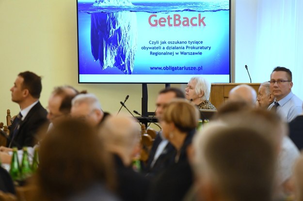 Rok 2020: Spotkanie w Sejmie dla osób poszkodowanych w aferze GetBack, oraz ich rodzin /Piotr Nowak /PAP
