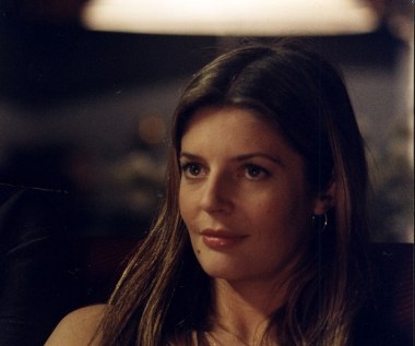 Rok później Mastroianni pojawiła się w głośnym filmie Roberta Altmana "Prêt-à-Porter", w którym główną rolę zagrał jej ojciec. W rozmowie z dziennikiem "La Repubblica" aktorka przyznała: "Tata zawsze troszczył się o to, żebym jadła. Na planie filmu Roberta Altmana 'Pret-a-porter' chodził za mną z torebką mówiąc: 'Mam kanapkę, jeśli chcesz, to ja tu jestem, jem razem z Sophią Loren, której dotrzymuję towarzystwa'" - wspomina aktorka.

Na pierwszą główną rolę czekała jednak do 1995 roku, kiedy wystąpiła w komedii "Le Journal du séducteur". 