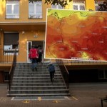 szkoła Rok szkolny z resztką lata. Upał jeszcze się nie poddał