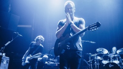 Rok temu terroryści urządzili tam masakrę. Inauguracyjny koncert Stinga w paryskiej sali Bataclan