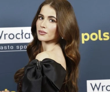 Roksana Węgiel pokazała zdjęcie sprzed kościoła. W sieci zawrzało