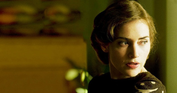 Rola Mildred Pierce przyniosła Kate Winslet nagrodę Emmy /materiały prasowe