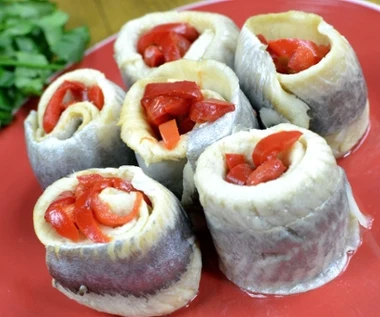 Roladki śledziowe na andrzejki. Są tak dobre, że powtórzysz na wigilię