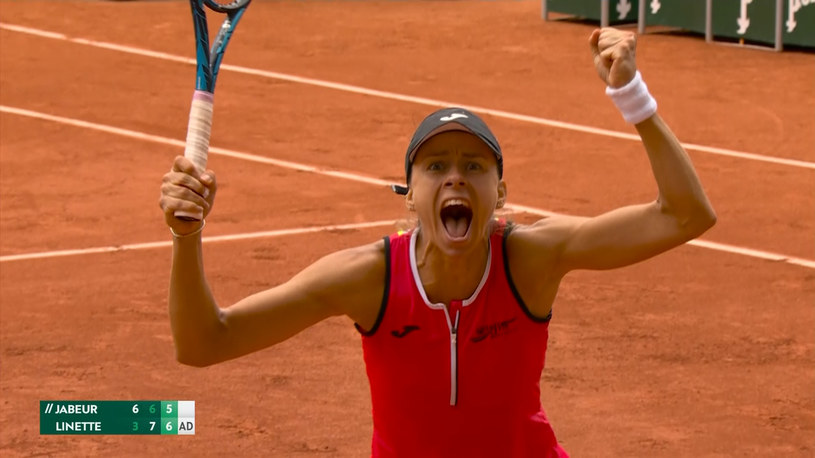 Roland Garros. Magda Linette - Ons Jabeur. SKRÓT. WIDEO