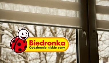 Rolety “dzień i noc” w Biedronce w niskiej cenie. Zapłacisz grosze!