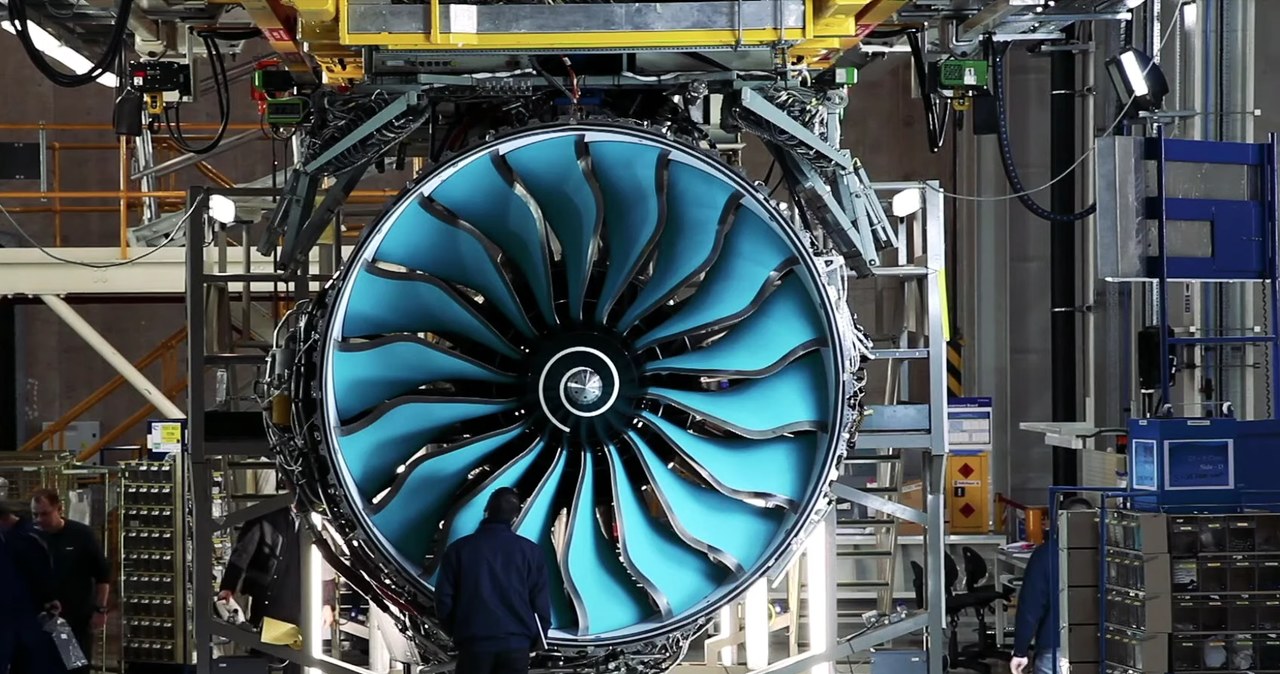 Rolls-Royce stworzył największy na świecie silnik do samolotu pasażerskiego /Zrzut ekranu/ Rolls-Royce UltraFan Engine Complete and Ready to Test/ Global Update /YouTube