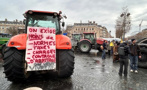 Rolnicy blokujący Paryż w RMF FM: Mercosur już przegraliśmy!