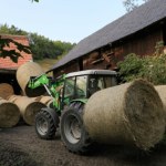 Rolnicy boją się o gospodarstwa. Gminy rysują strefy "niemal po obrysie"