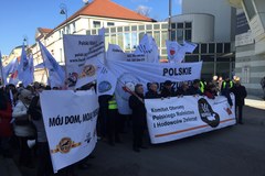 Rolnicy protestowali przed Sejmem 