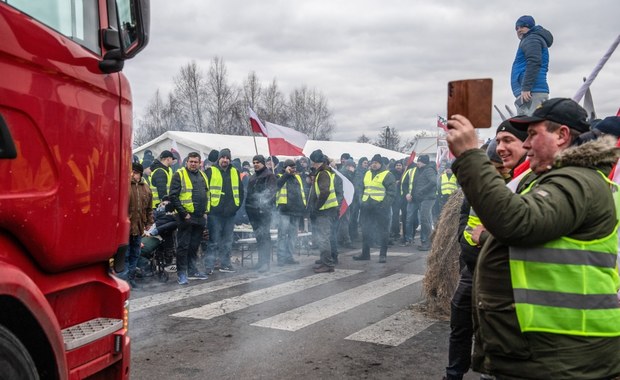 Rolnicy protestują na przejściu w Dorohusku