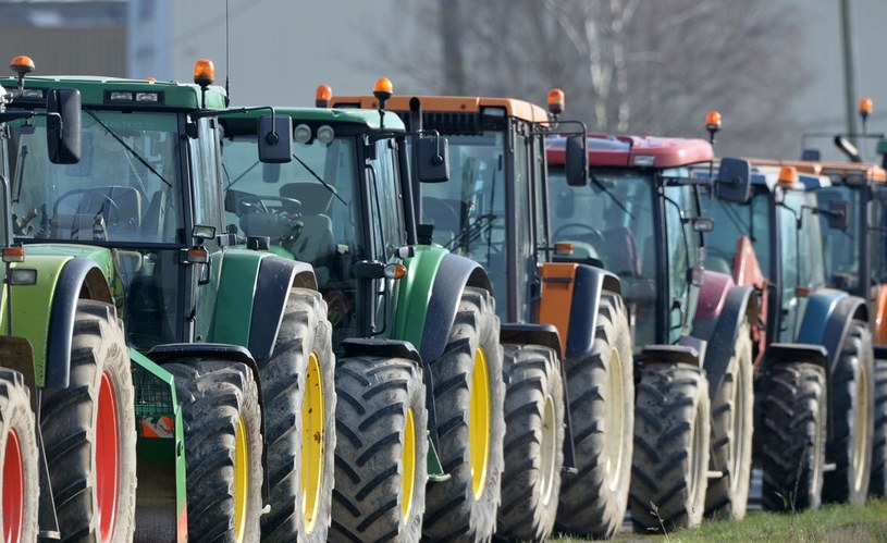 Rolnicy rusza po zwrot za paliwo /AFP
