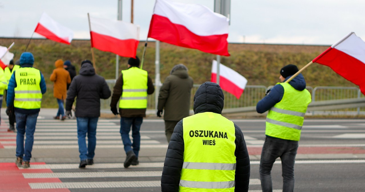 Rolnicy zawiesili protest na przejściu granicznym w Medyce /Tomasz Lina/East News /East News