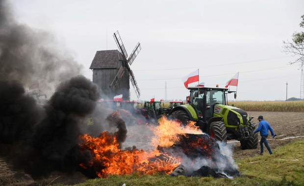 Rolnicy znów blokowali drogi. Rząd ma 2 tygodnie na podjęcie działań 