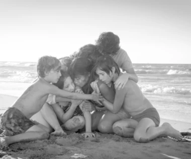 "Roma" [recenzja]: Hołd dla kobiet dzieciństwa